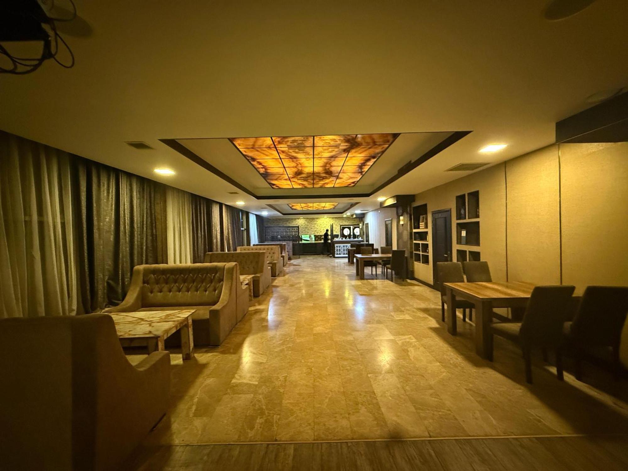 Black Mont Inn Hotel Baku Exterior foto