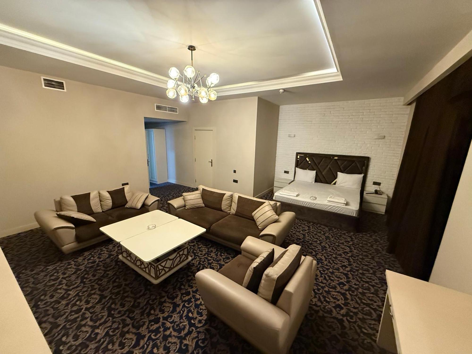 Black Mont Inn Hotel Baku Exterior foto